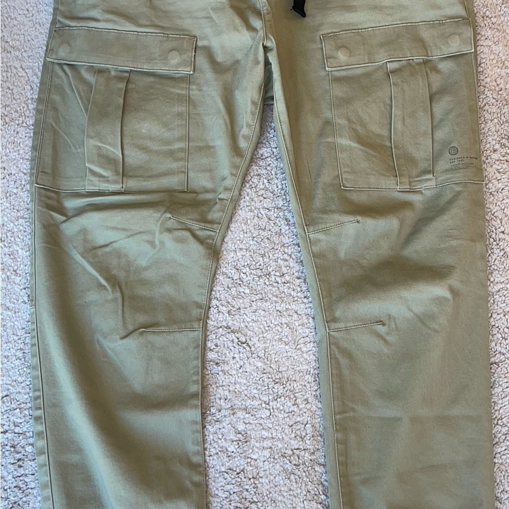 H&M Men's Light Olive Cargo Pants